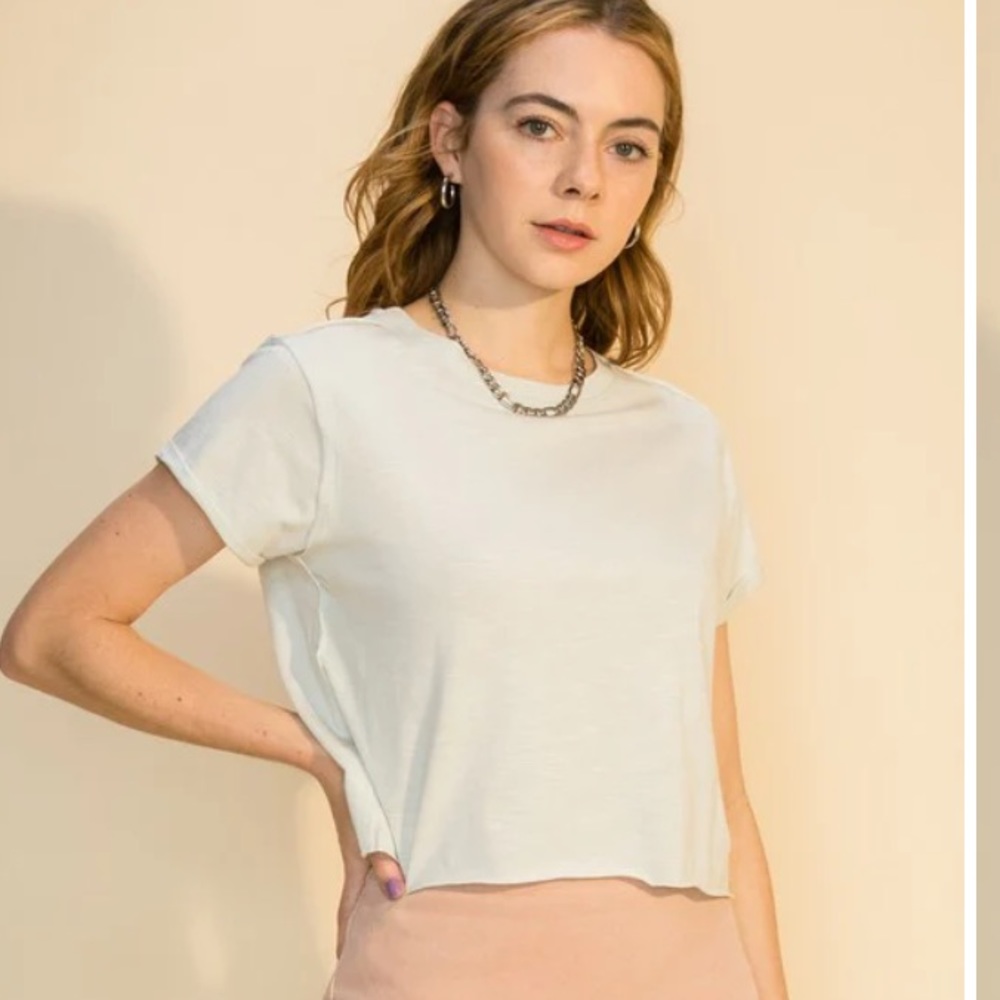 Double zero : CREW NECK SHORT SLEEVE CROP T SHIRT